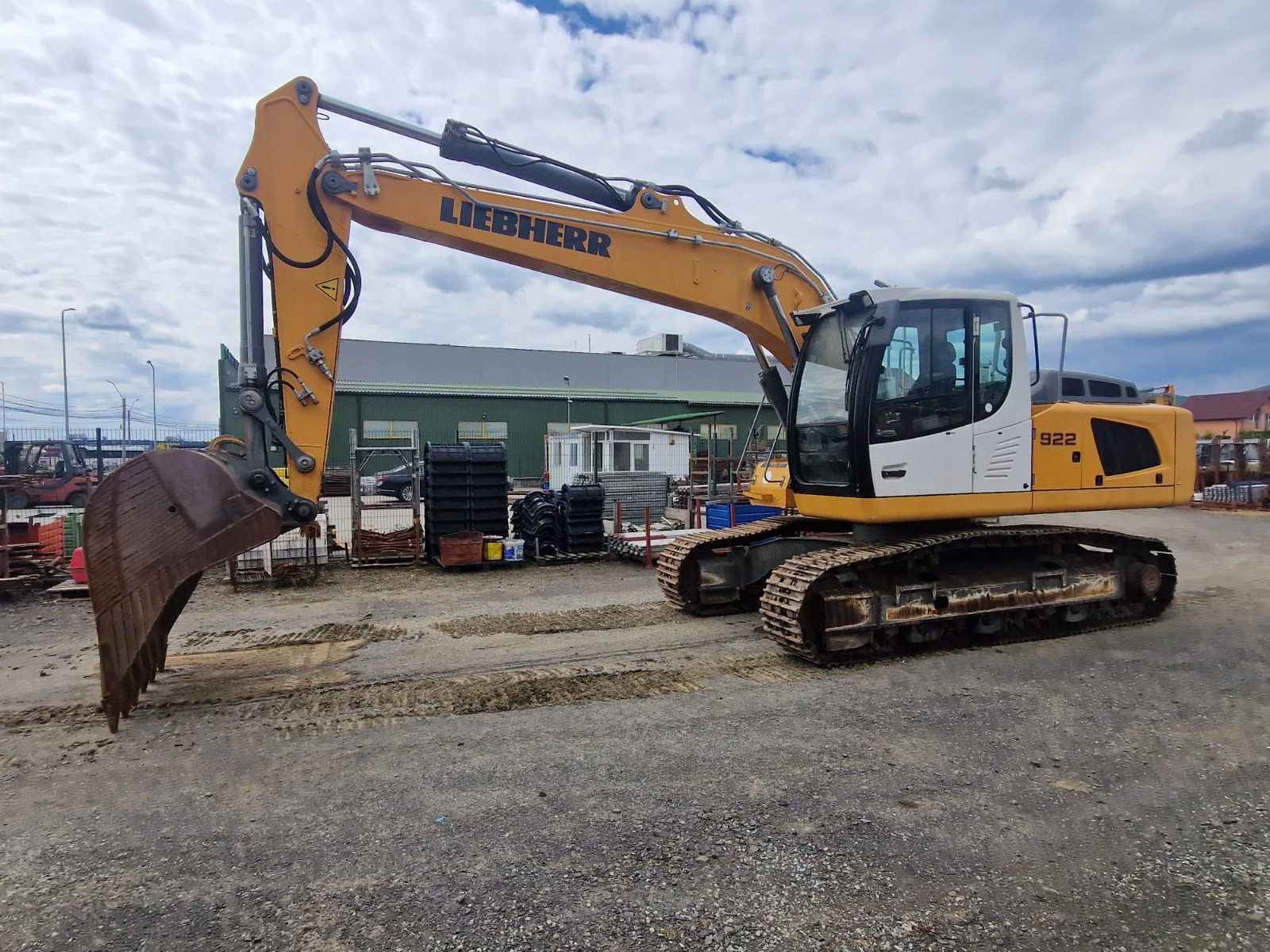 Liebherr R922 NLC 2016
